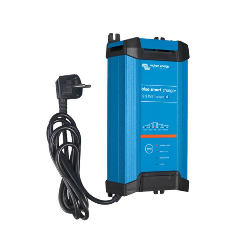 Ładowarka Blue Smart IP22 12/15 (1)