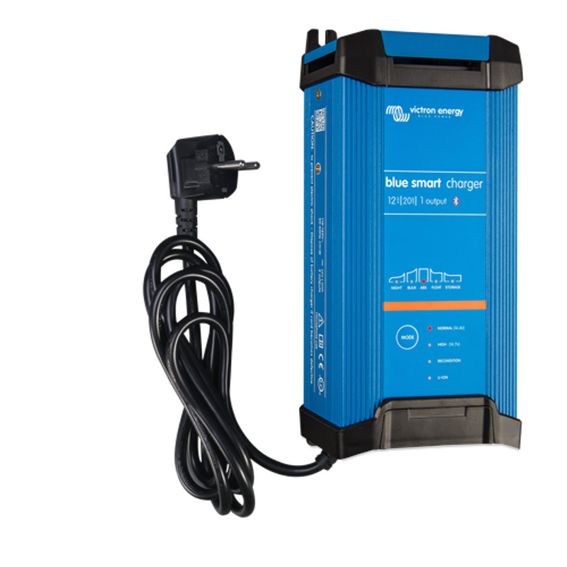 Ładowarka Blue Smart IP22 12/20 (1)