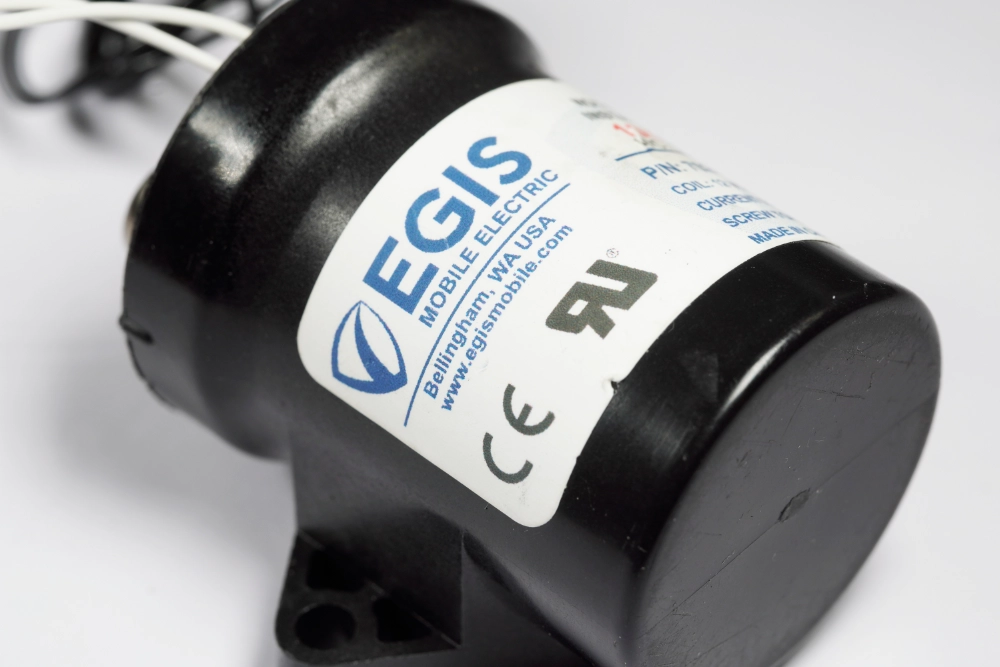 Hermetyczny stycznik 12V 100A - Egis 7023B